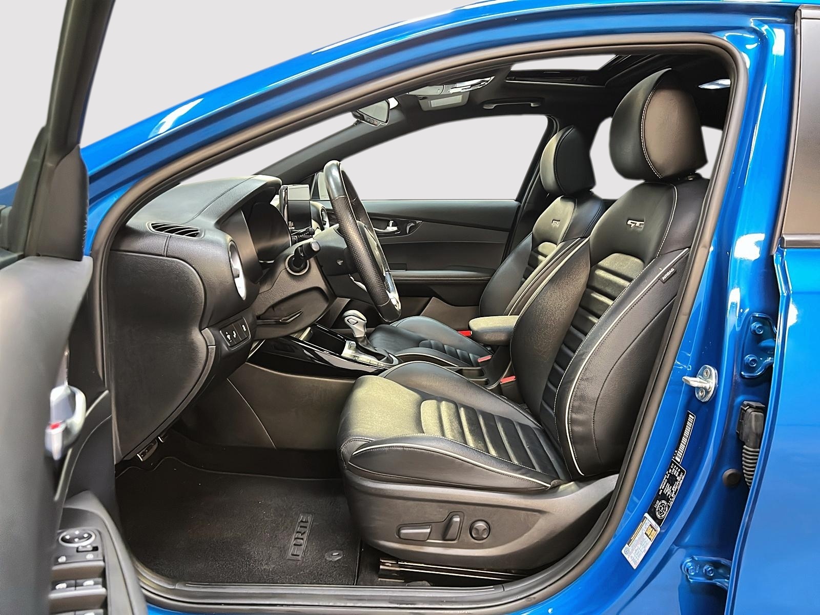 Kia Forte GT LINE CUIR TOIT NAV 2023 - image #7