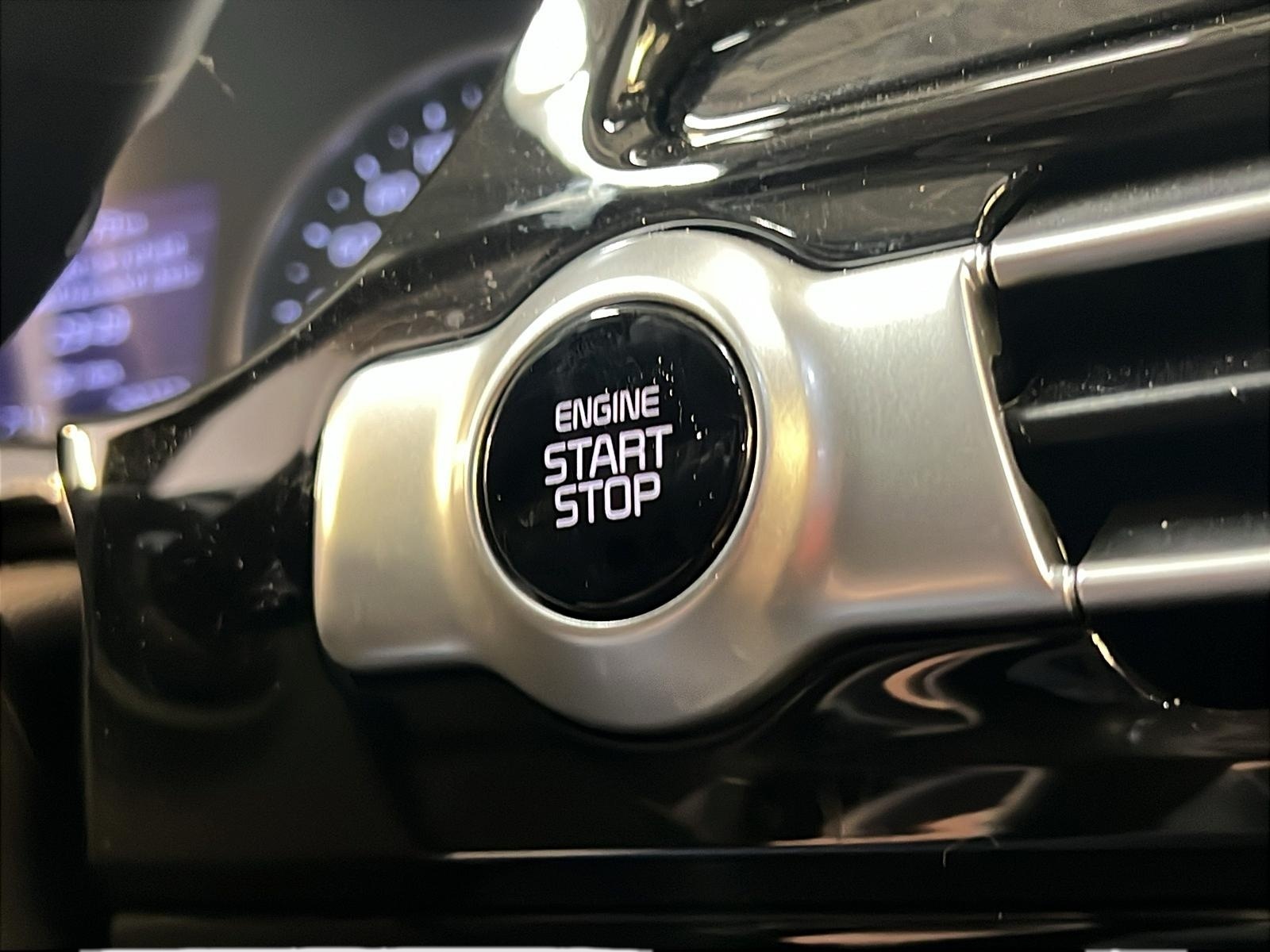 Kia SELTOS EX CUIR TOIT  4RM 2023 - image #18