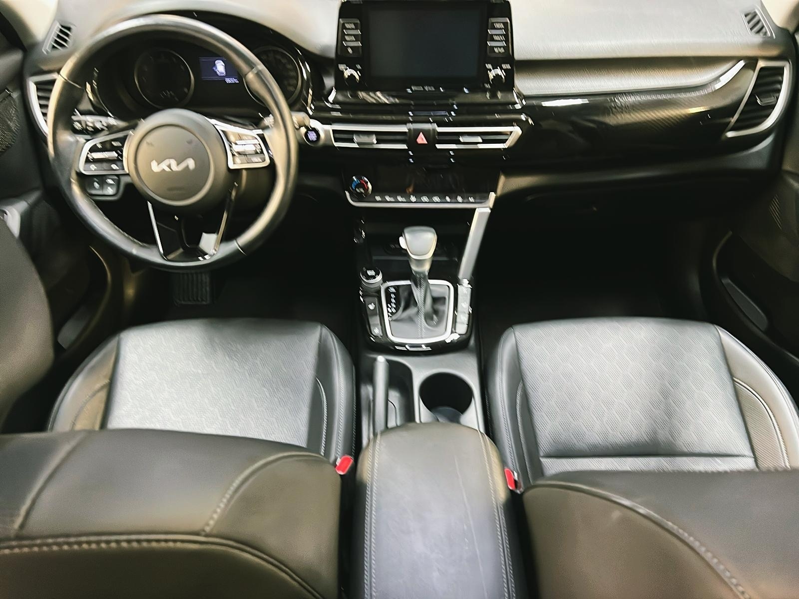 Kia SELTOS EX CUIR TOIT  4RM 2023 - image #11