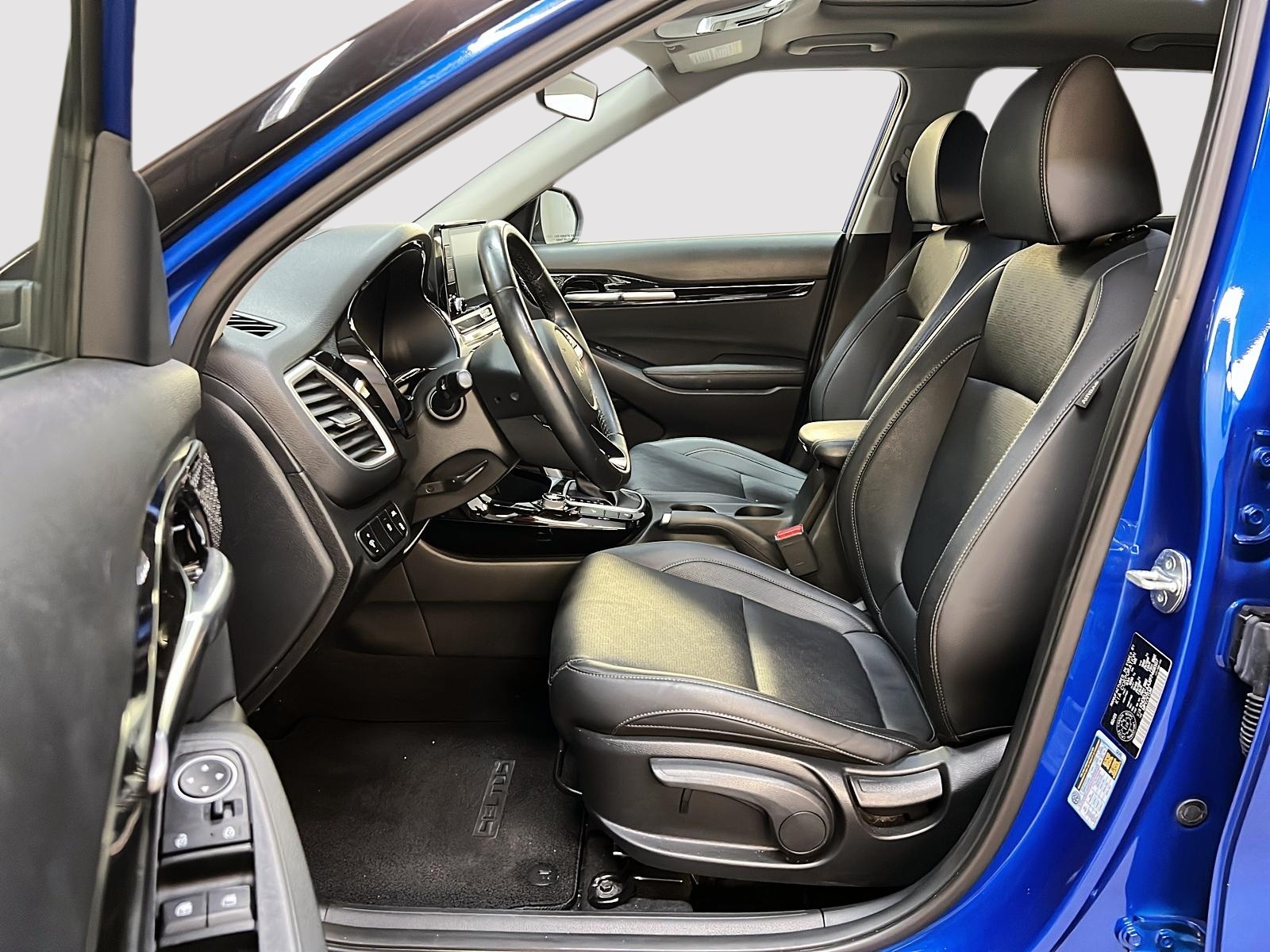 Kia SELTOS EX CUIR TOIT  4RM 2023 - image #7