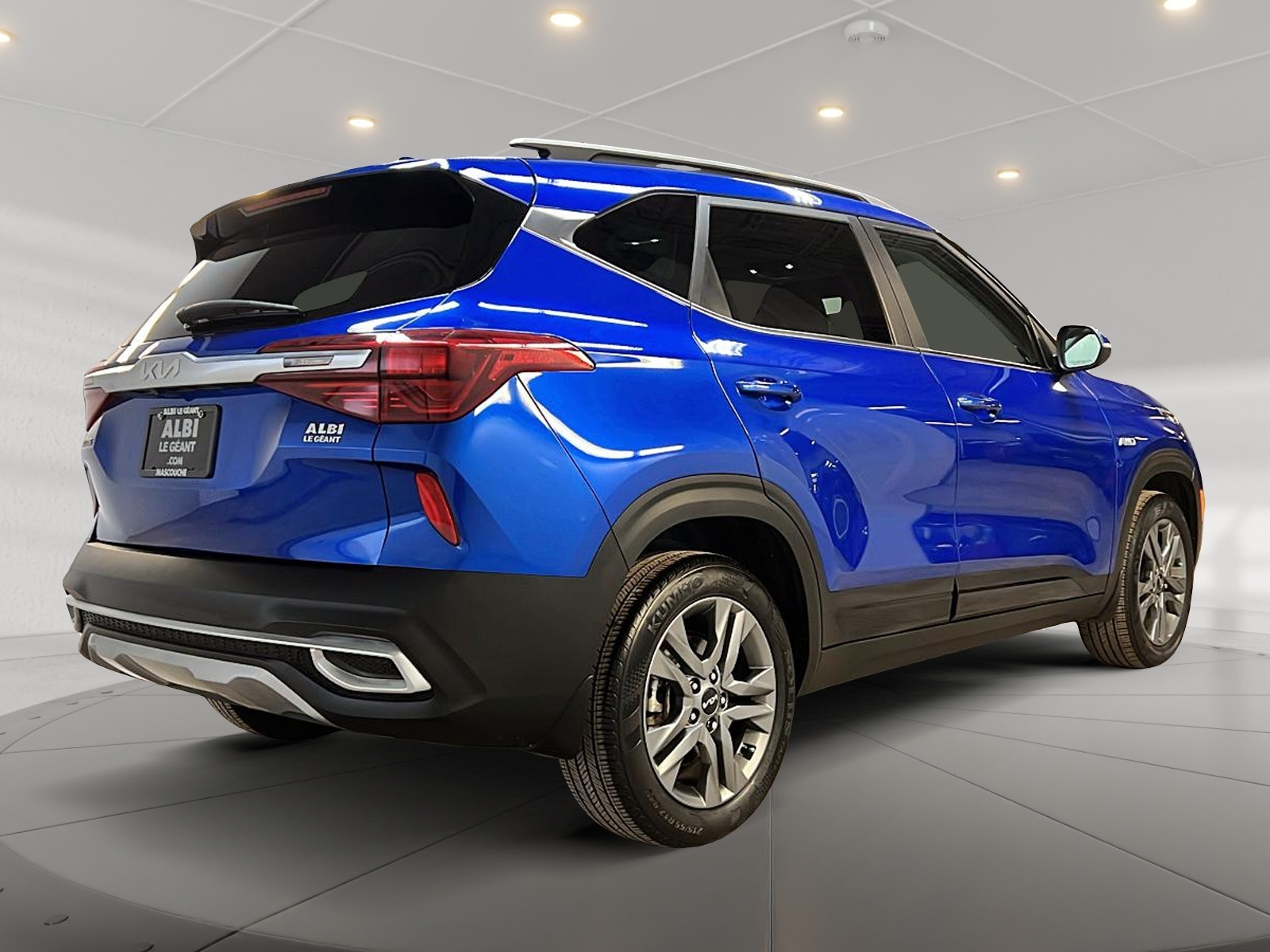 Kia SELTOS EX CUIR TOIT  4RM 2023 - image #4