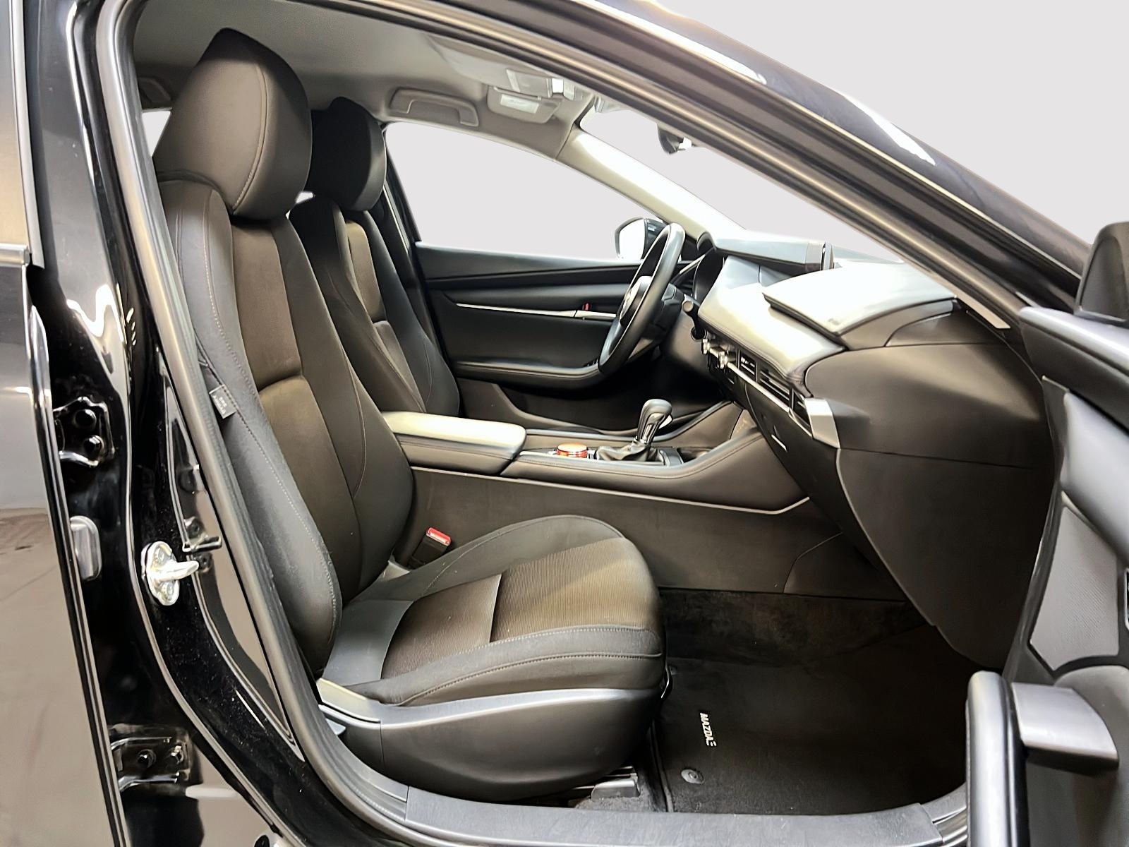 Mazda Mazda3 2024 - Image #8