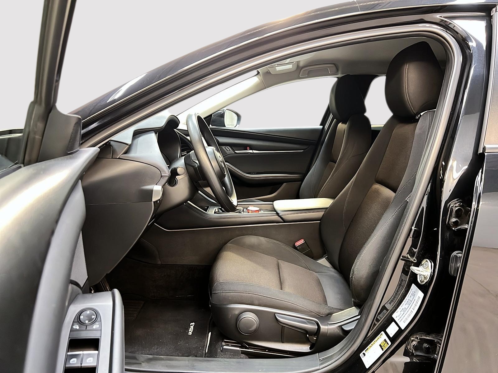 Mazda Mazda3 GX 2024 - image #7