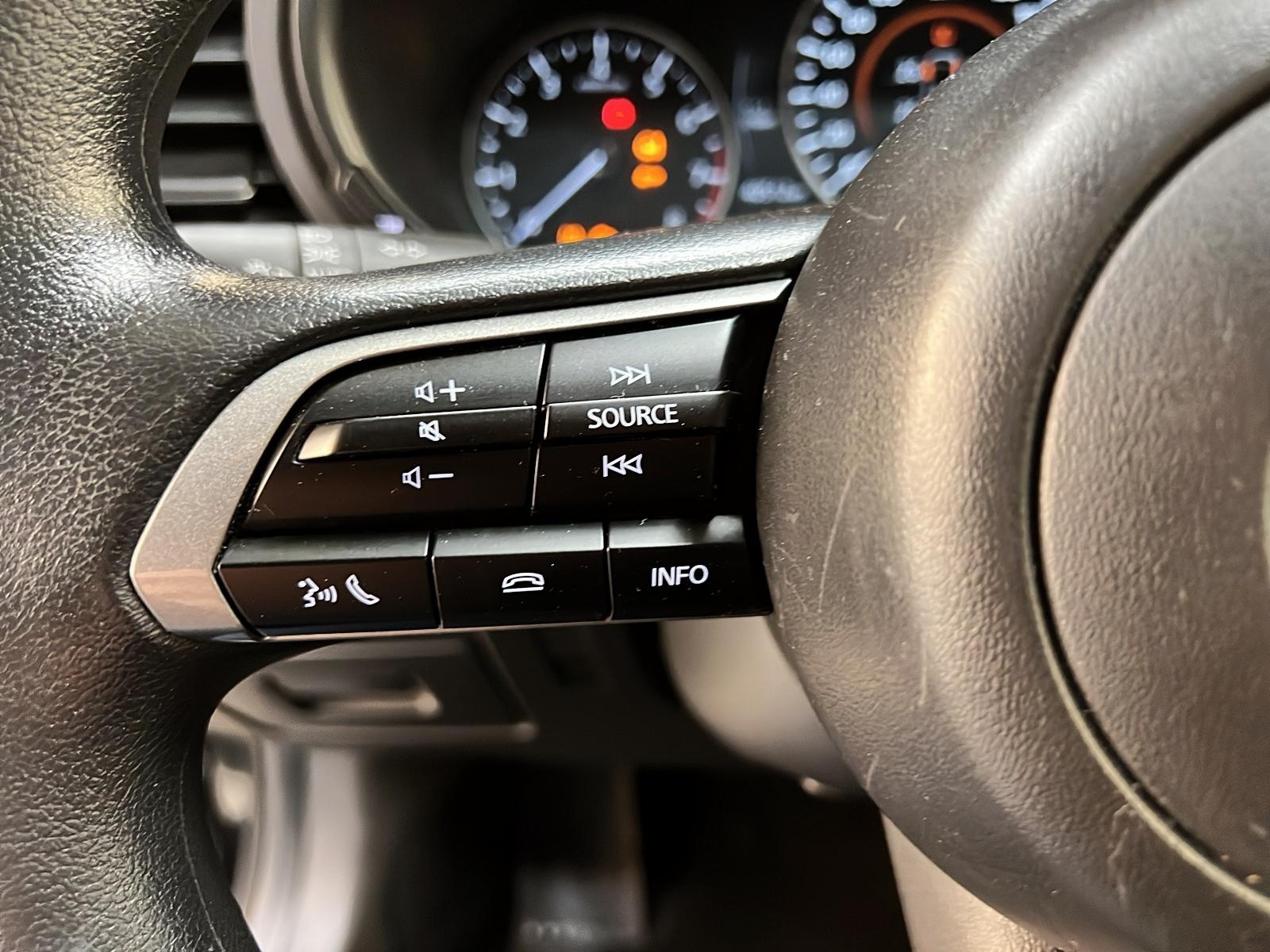 Mazda Mazda3 GX 2024 - image #20