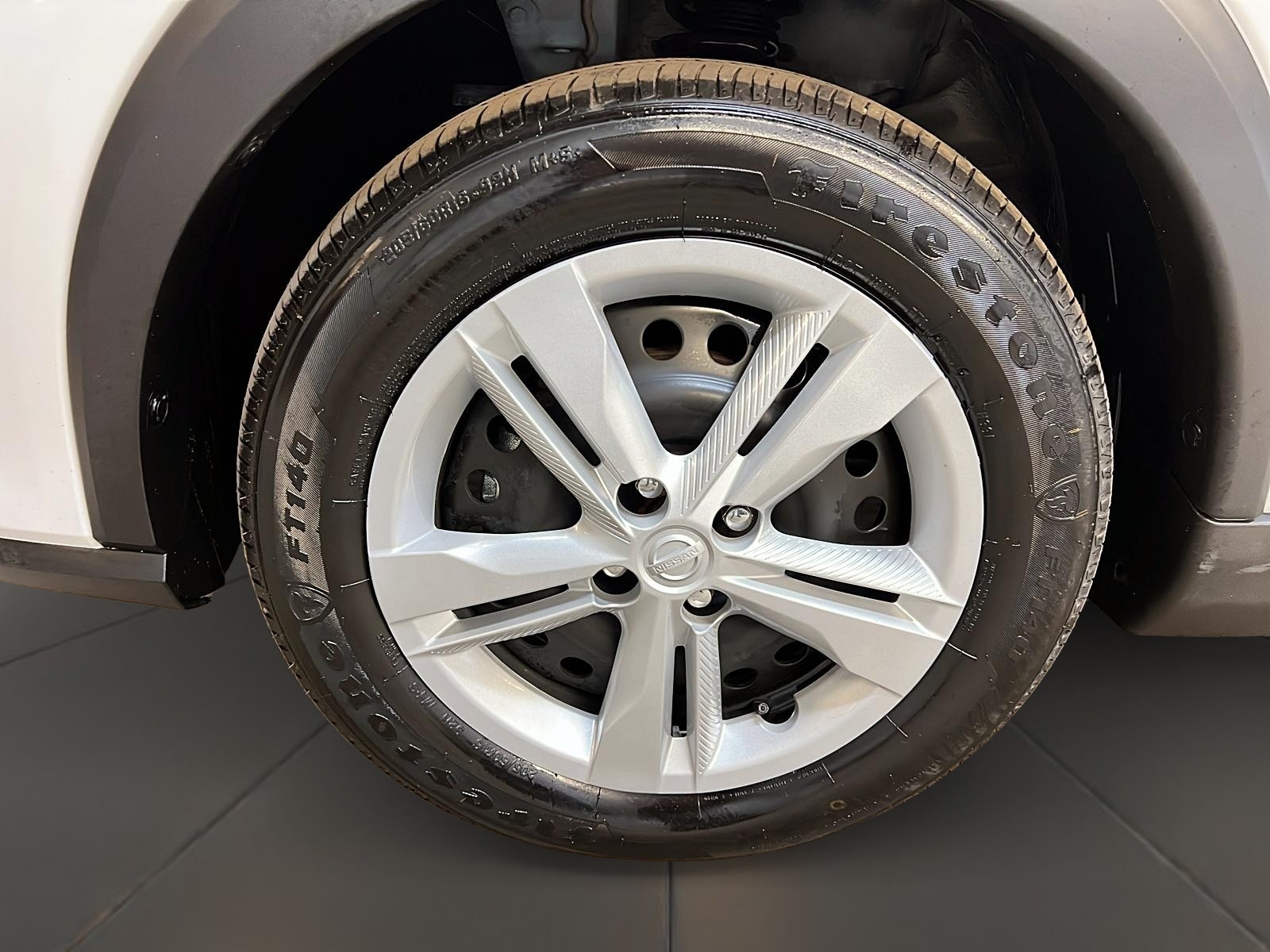 Nissan Kicks S 2024 - image #24