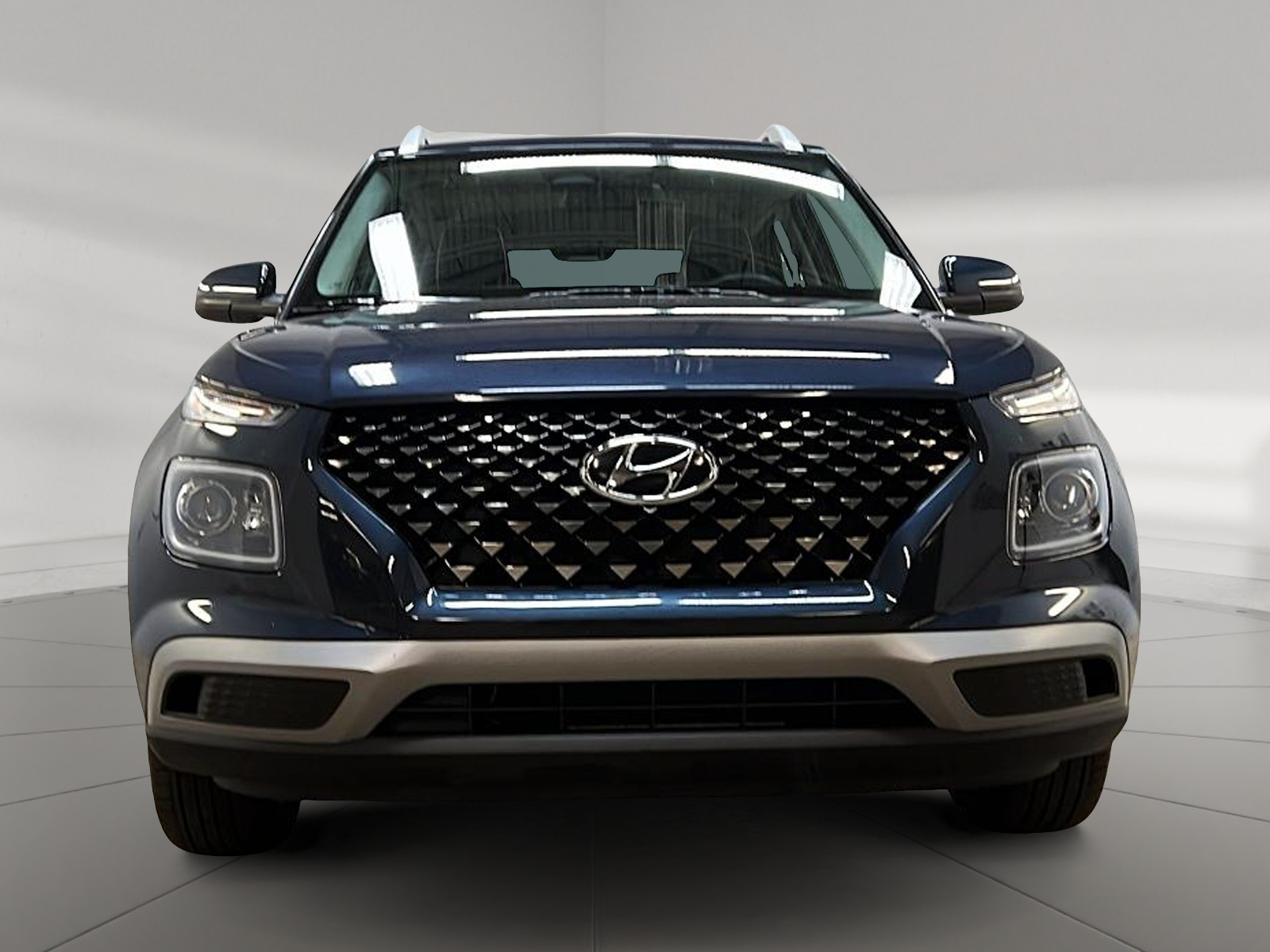 Hyundai Venue 2024 - Image #2