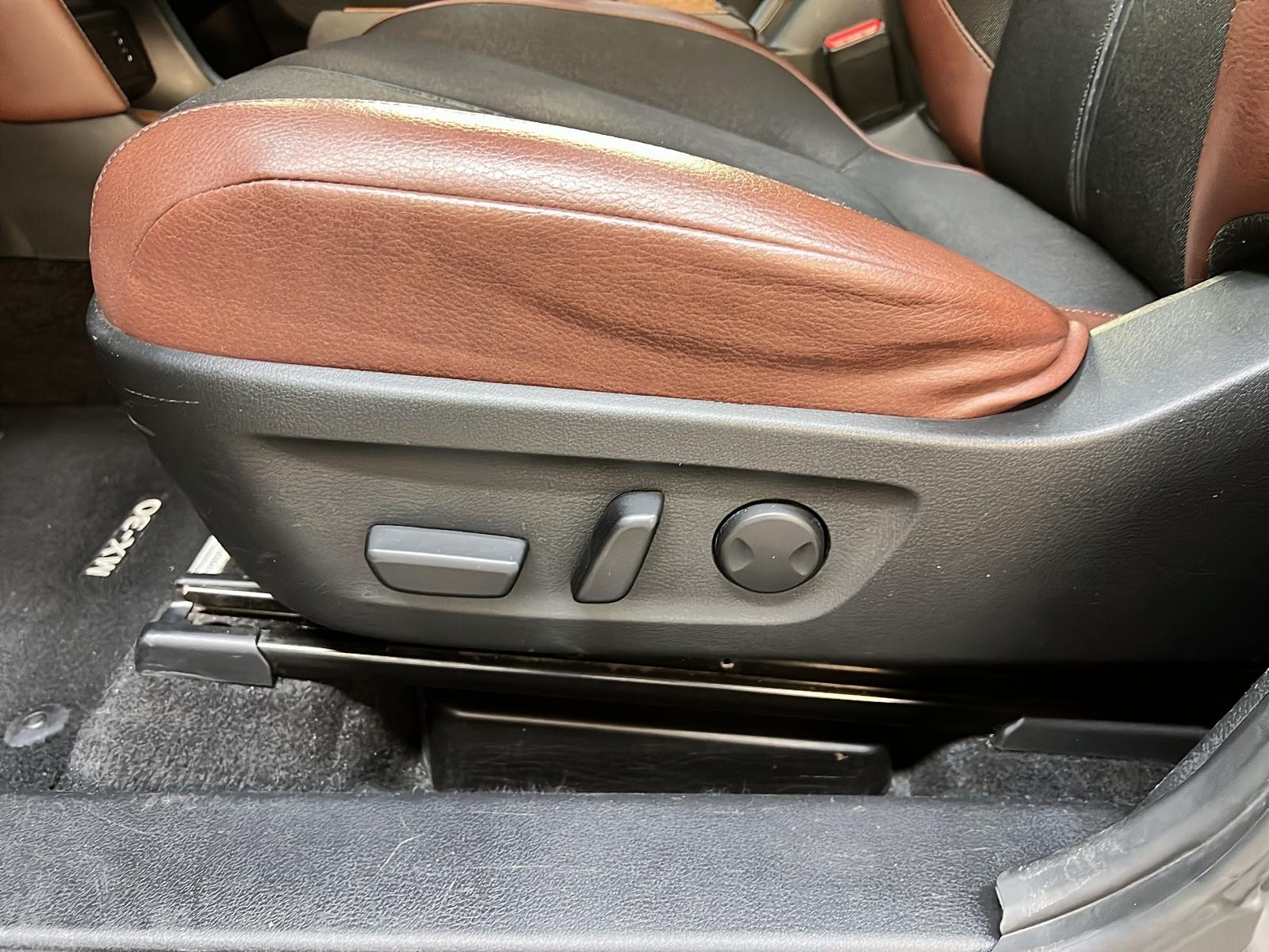 Mazda MX-30 2023 - Image #26