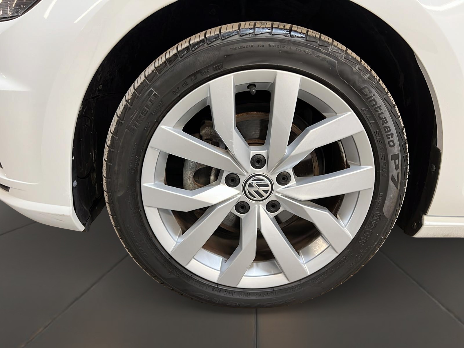 Volkswagen Golf HIGHLINE CUIR TOIT NAV 2021 - image #28