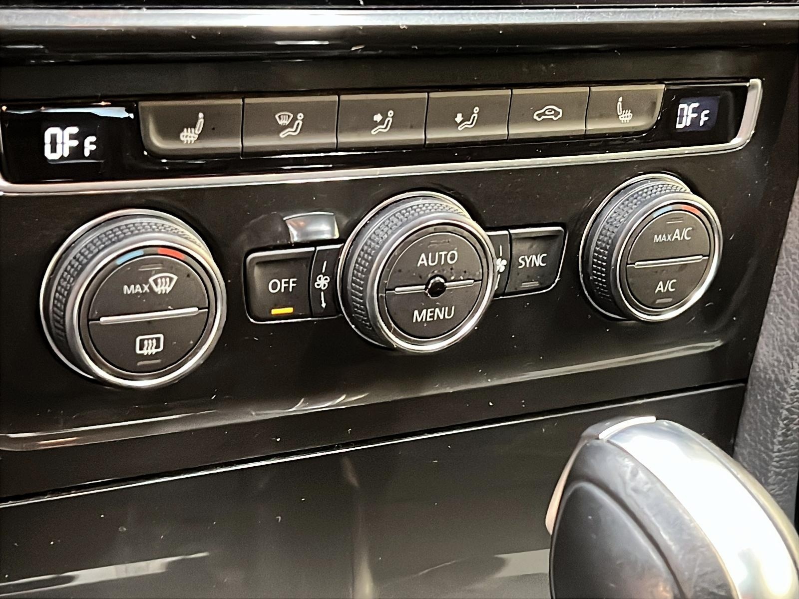 Volkswagen Golf 2021 - Image #15