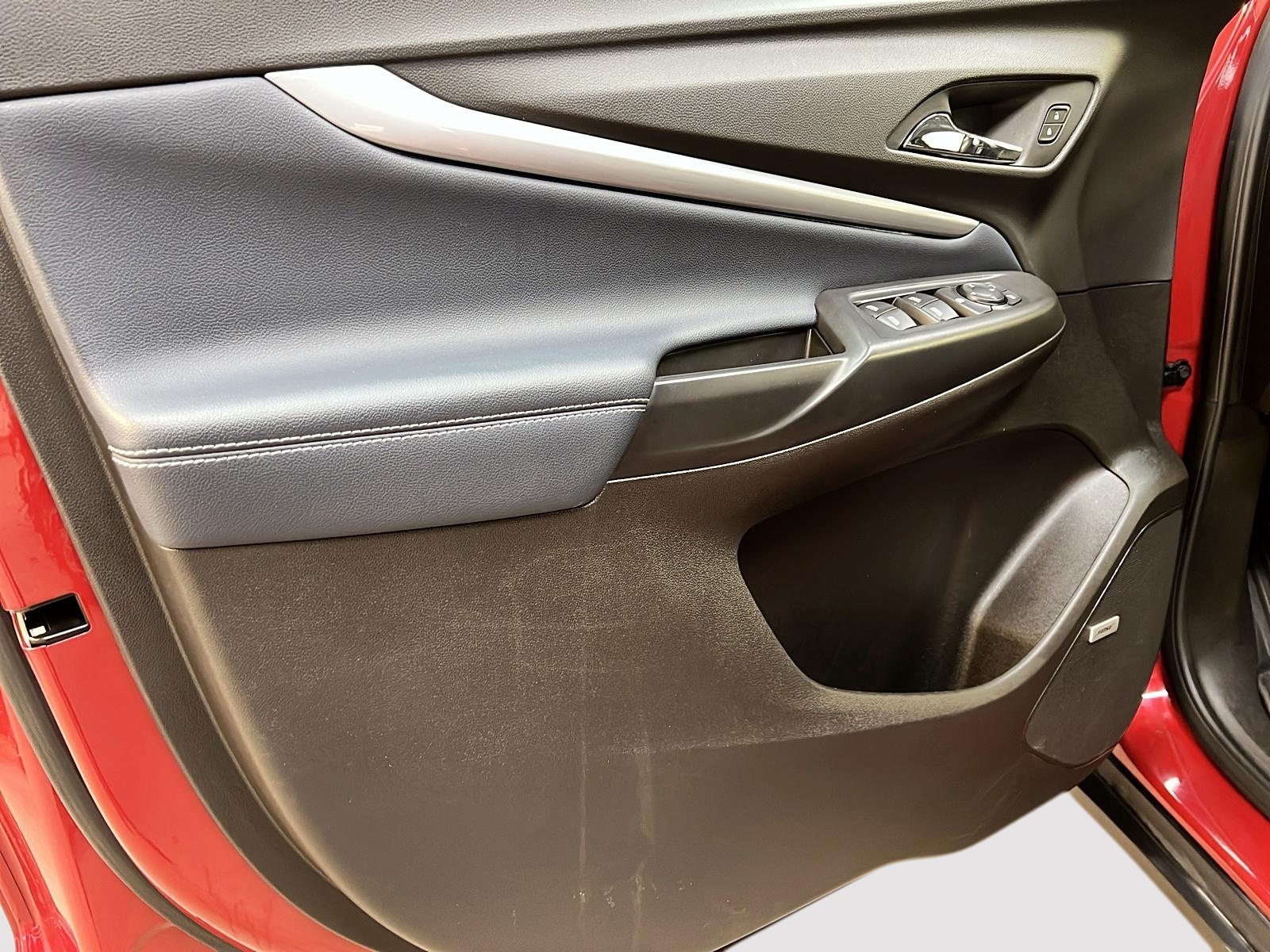 Chevrolet Bolt EUV PREMIER CUIR TOIT PANO NAV 2023 - image #25