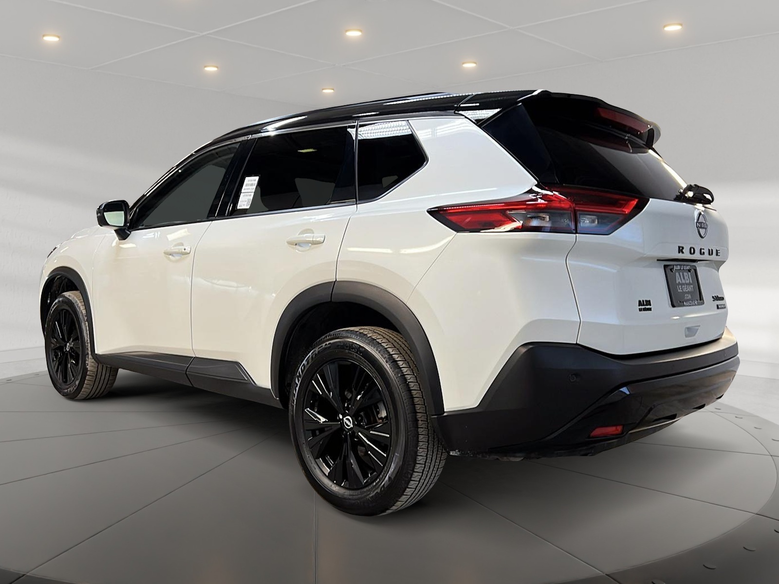 Nissan Rogue 2023 - Image #6