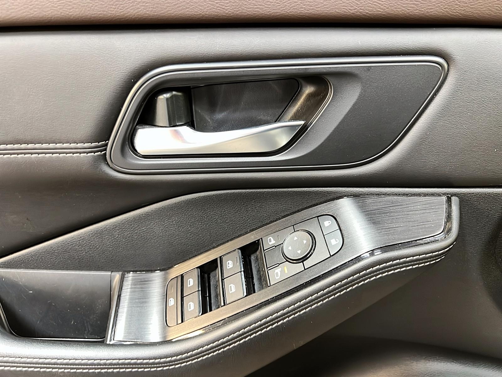 Nissan Rogue 2023 - Image #24