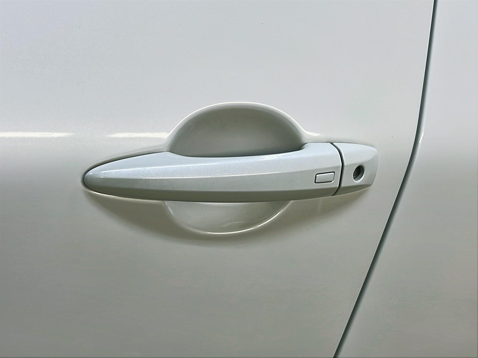 Nissan Rogue SV MIDNIGHT CUIR TOIT PANO 4RM 2023 - image #27