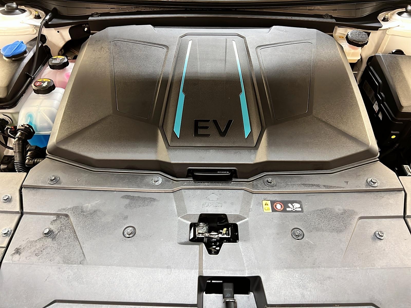 Hyundai IONIQ 5 PREFERRED ULTIMATE LONG RANG CUIR TOIT PANO 4RM 2024 - image #12