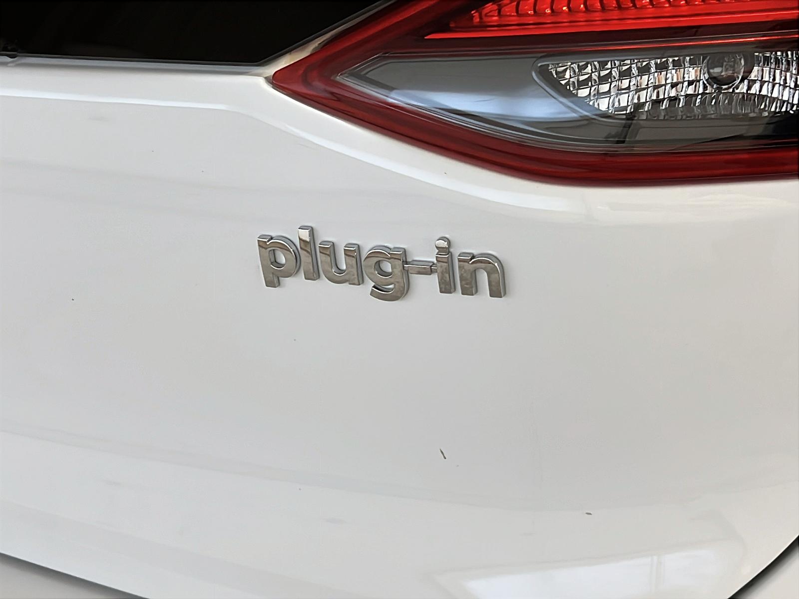 Hyundai IONIQ PREFERRED PLUG IN NAV 2020 - image #27