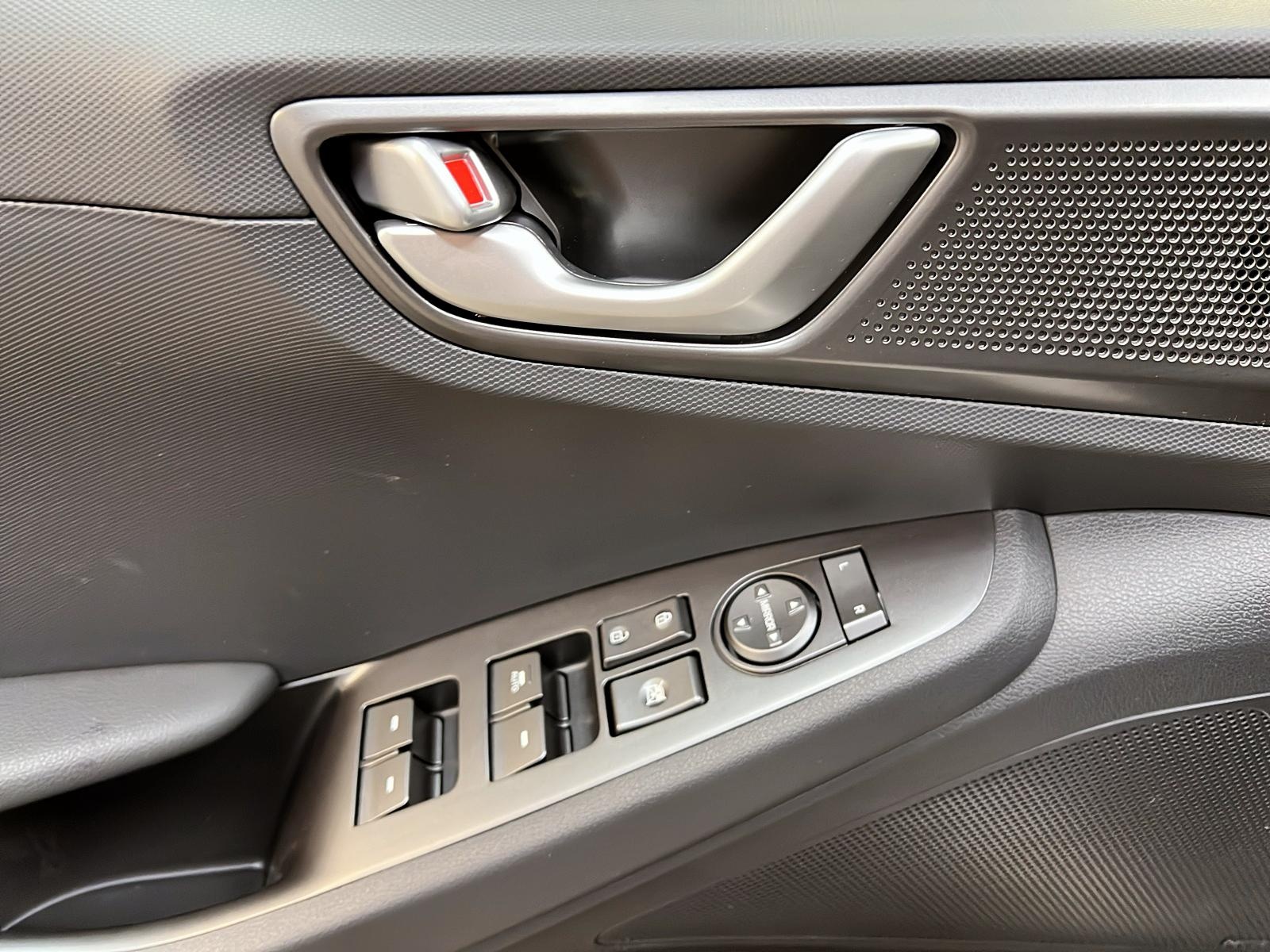 Hyundai IONIQ PREFERRED PLUG IN NAV 2020 - image #22