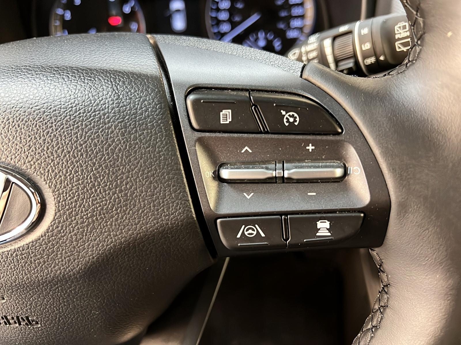 Hyundai Kona PREFERRED CUIR TOIT NAV 4RM 2023 - image #20