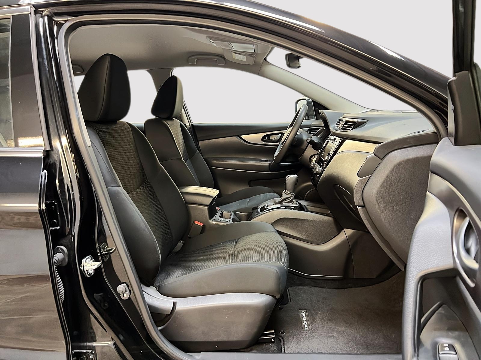 Nissan Qashqai 2023 - Image #8