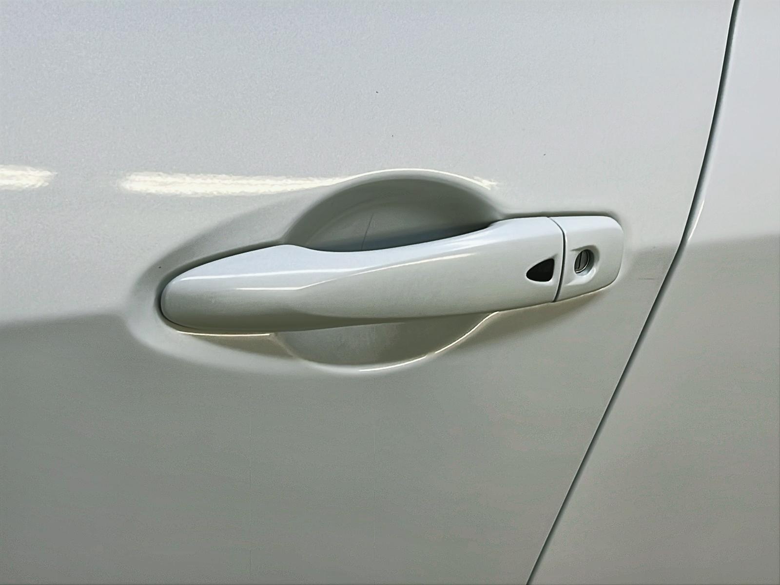 Nissan Kicks SV 2023 - image #23