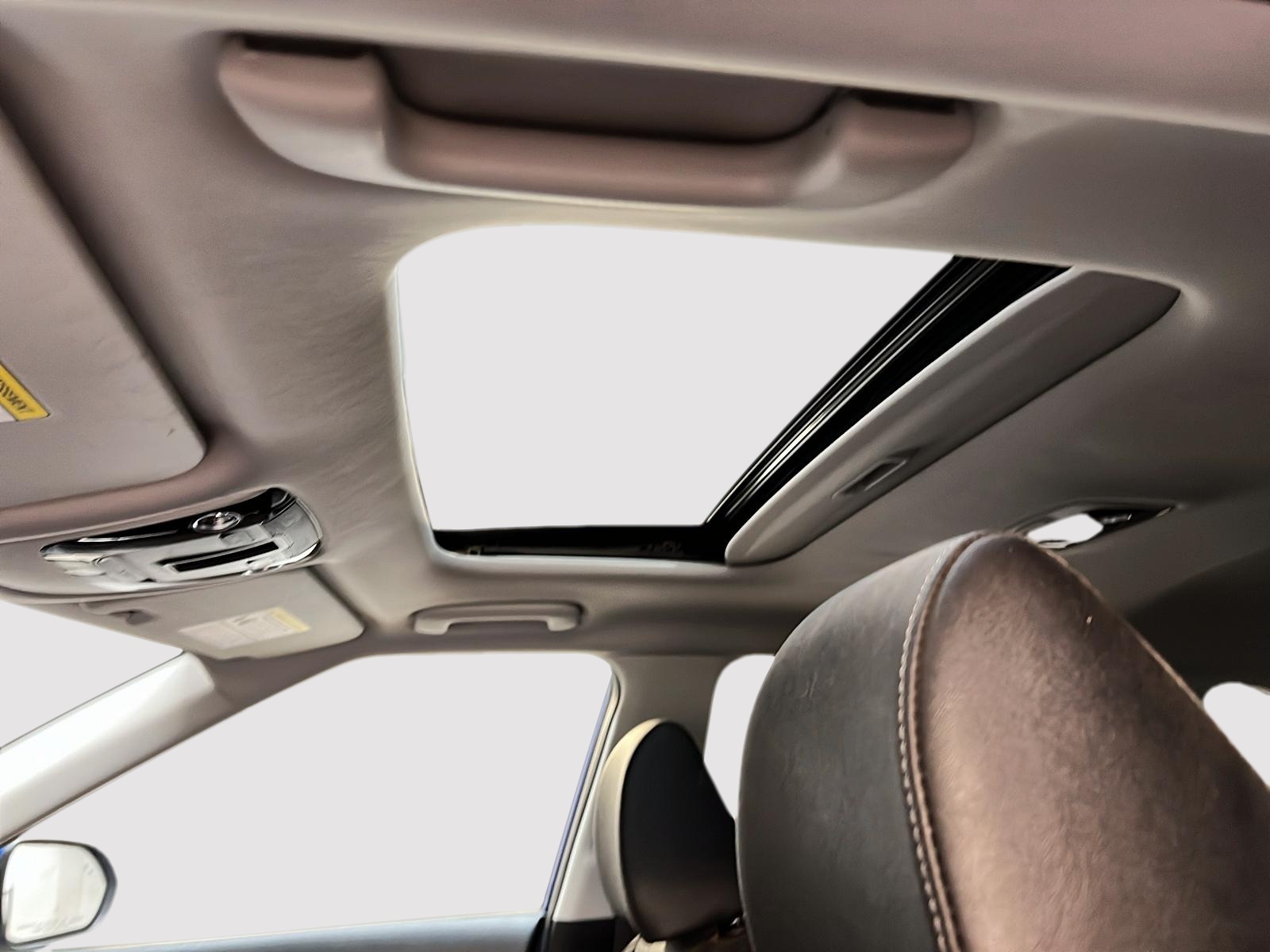 Kia SELTOS EX CUIR TOIT 4RM 2023 - image #10