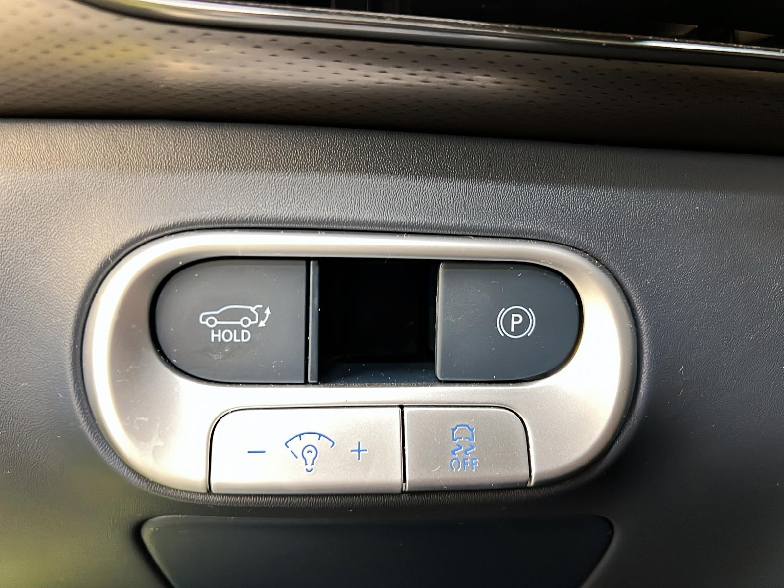 Genesis GV60 PREFORMANCE CUIR  TOIT PANO NAV 4RM 2023 - image #23