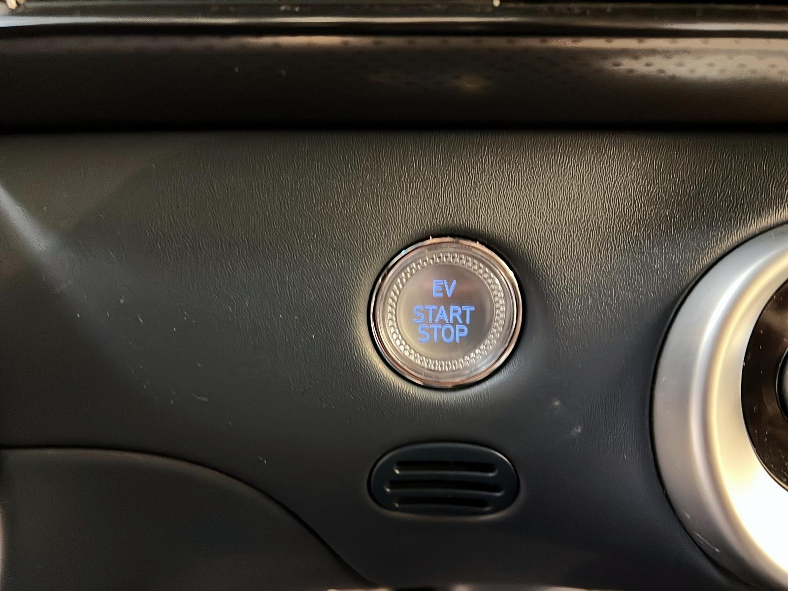 Genesis GV60 2023 - Image #20
