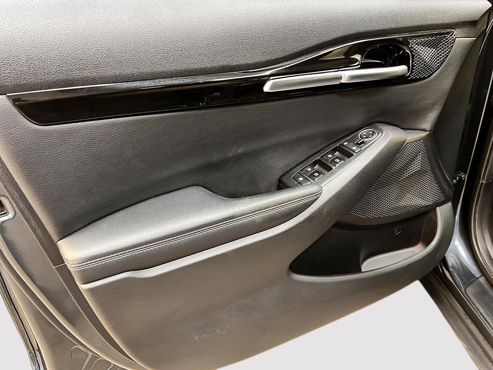 Kia SELTOS EX PREMIUM CUIR TOIT NAV 4RM 2023 - image #24