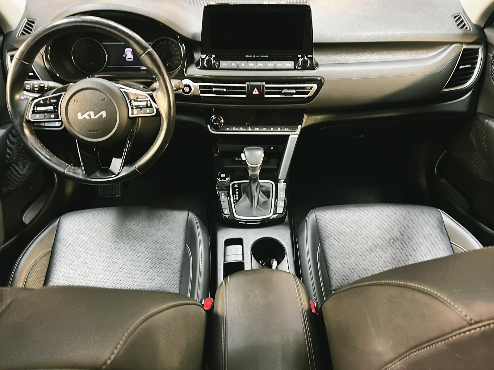 Kia SELTOS EX PREMIUM CUIR TOIT NAV 4RM 2023 - image #11