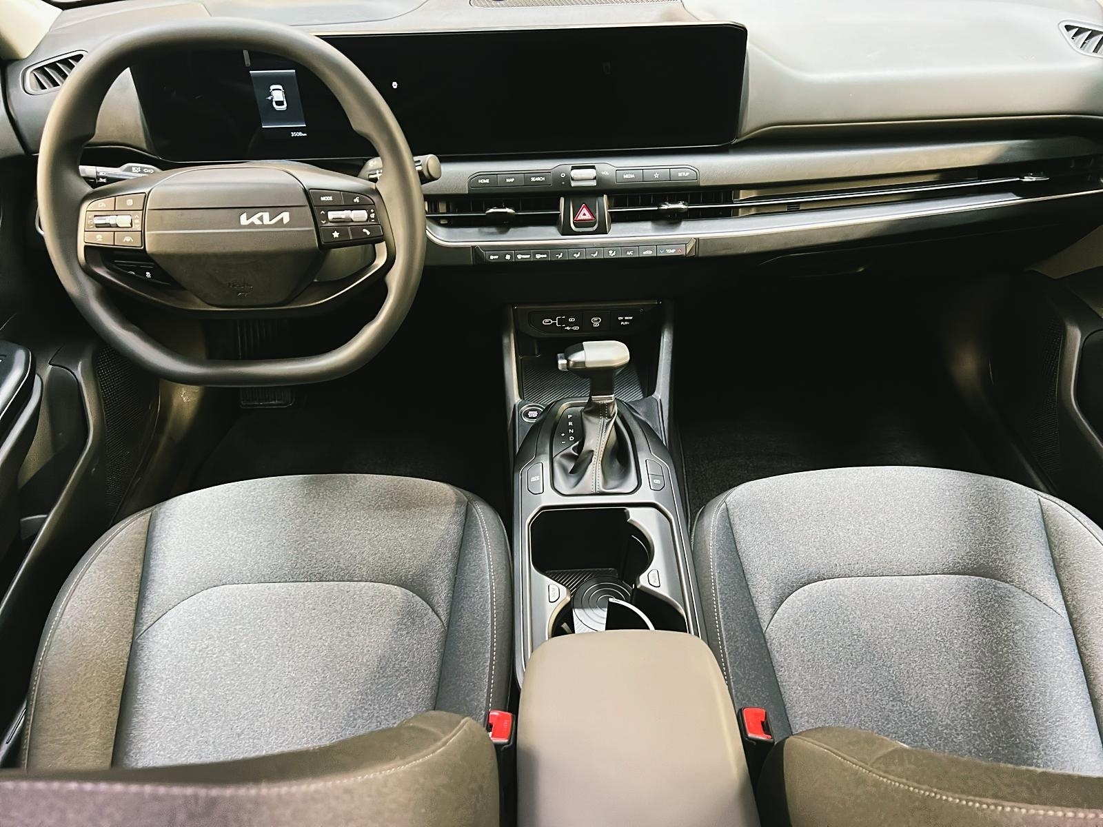 Kia K4 LX 2025 - image #10