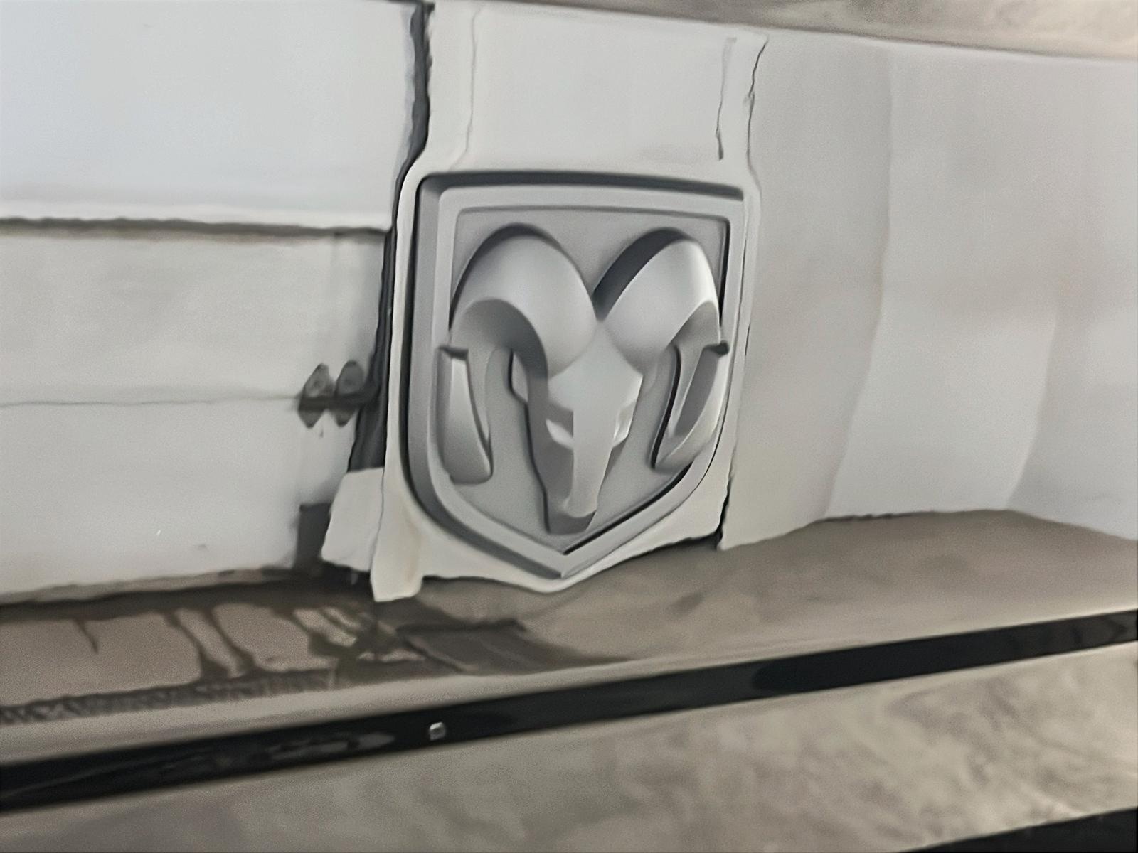 RAM 1500 Classic 2023 - Image #28