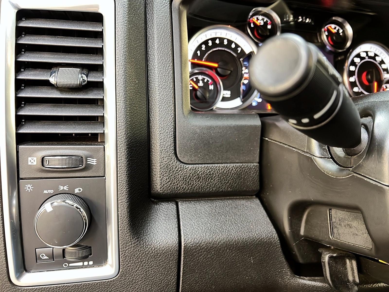 RAM 1500 Classic 2023 - Image #22