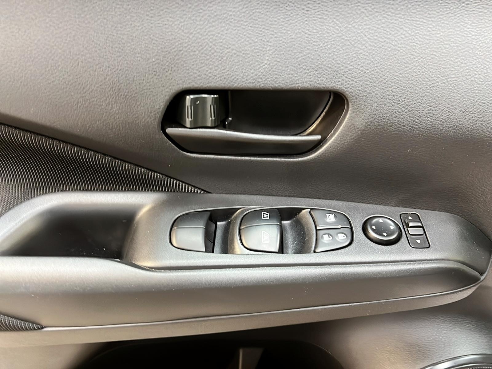 Nissan Kicks S 2024 - image #21