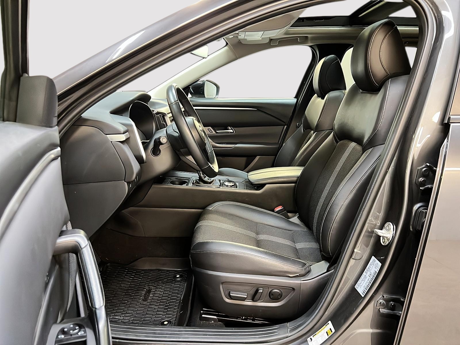 Mazda CX-50 GS-L TOIT PANO NAV 4RM 2023 — photo 7