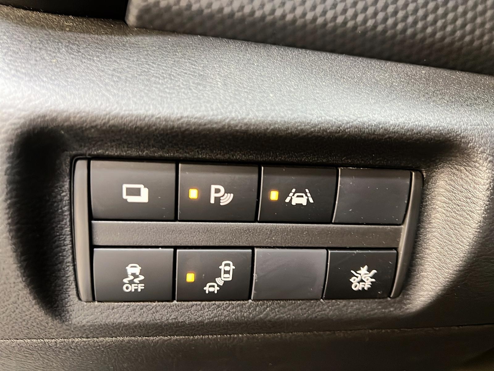 Nissan Kicks S 2023 - image #20