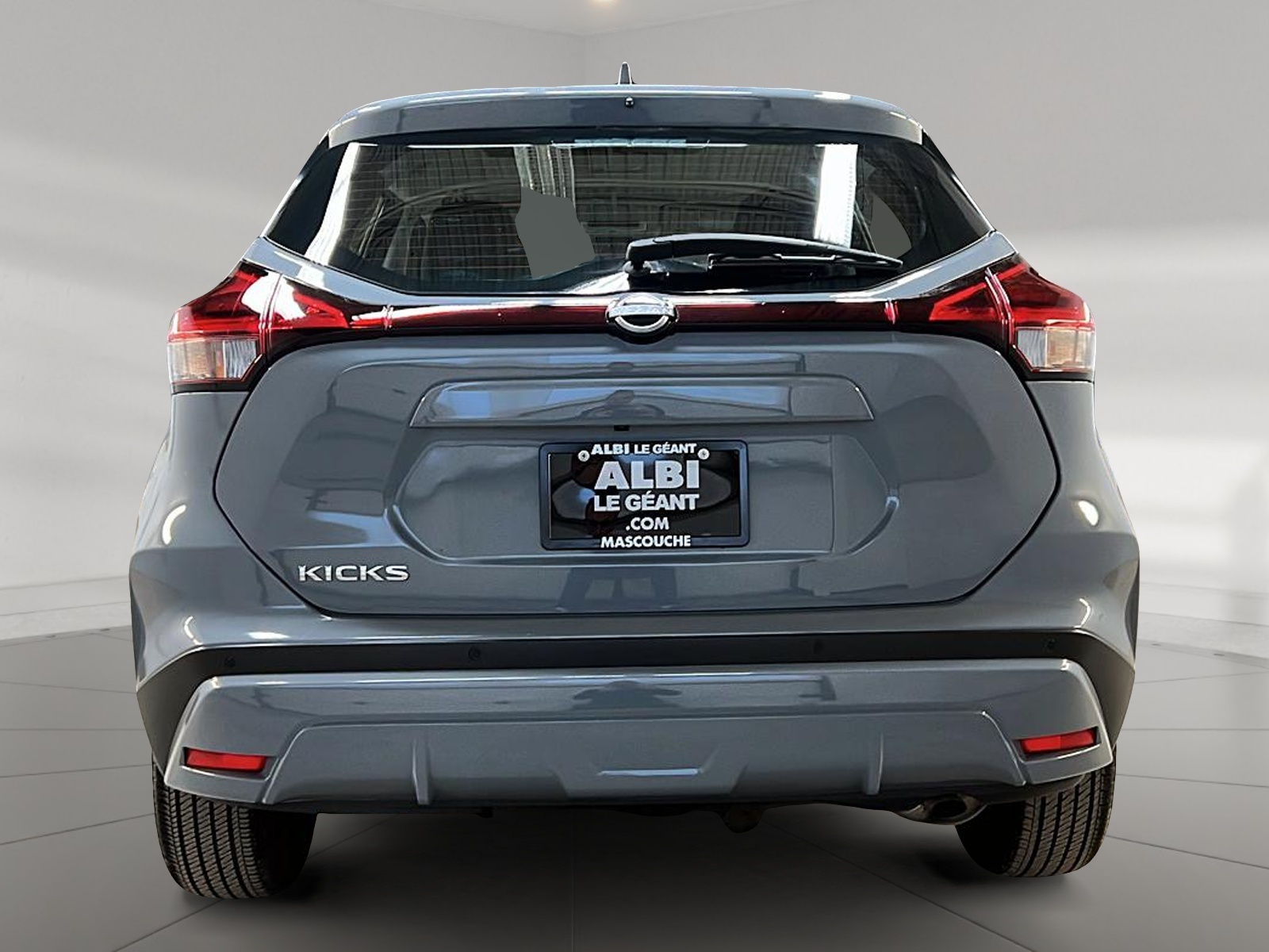 Nissan Kicks S 2023 - image #5