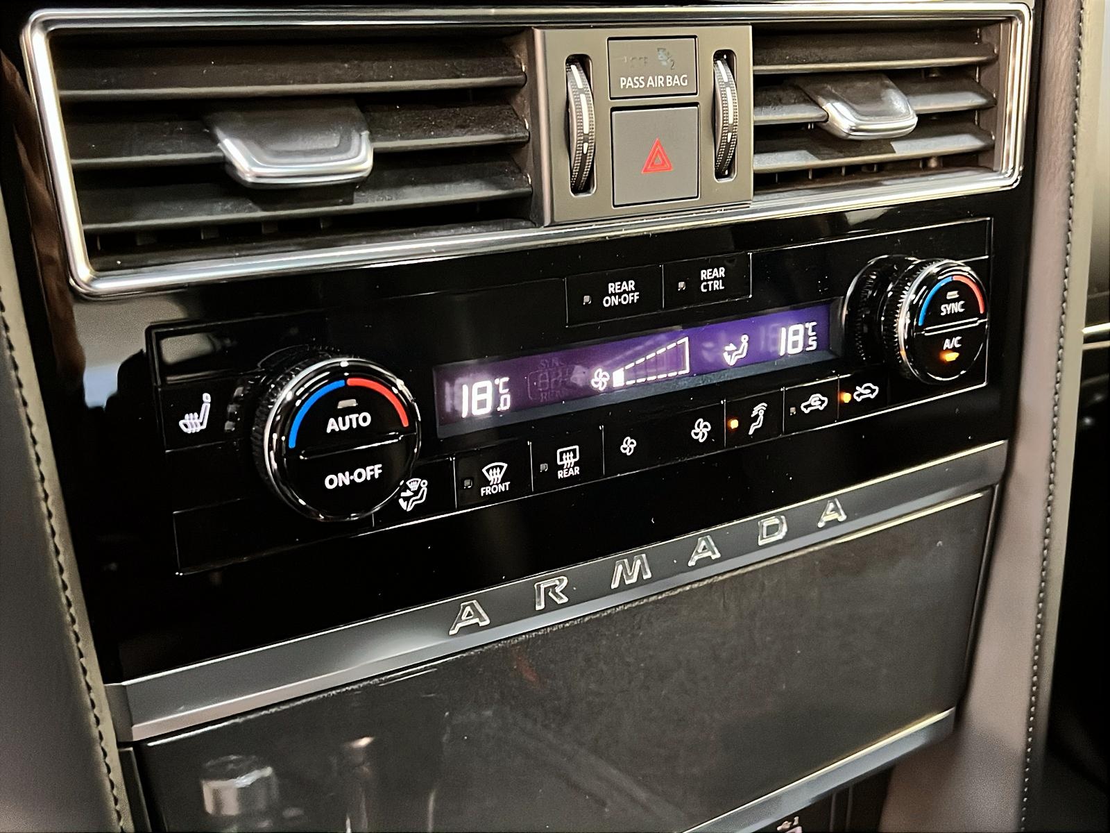 Nissan Armada SL MIDNIGHT CUIR TOIT NAV 4RM 2023 - image #18