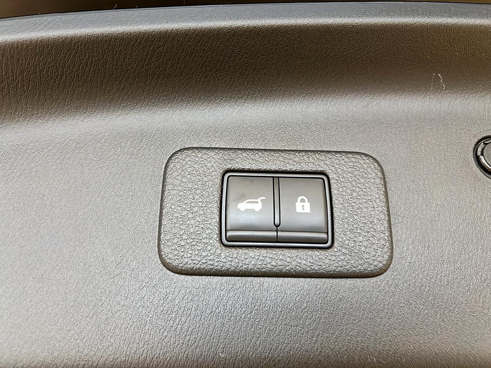 Nissan Armada SL MIDNIGHT CUIR TOIT NAV 4RM 2023 - image #16