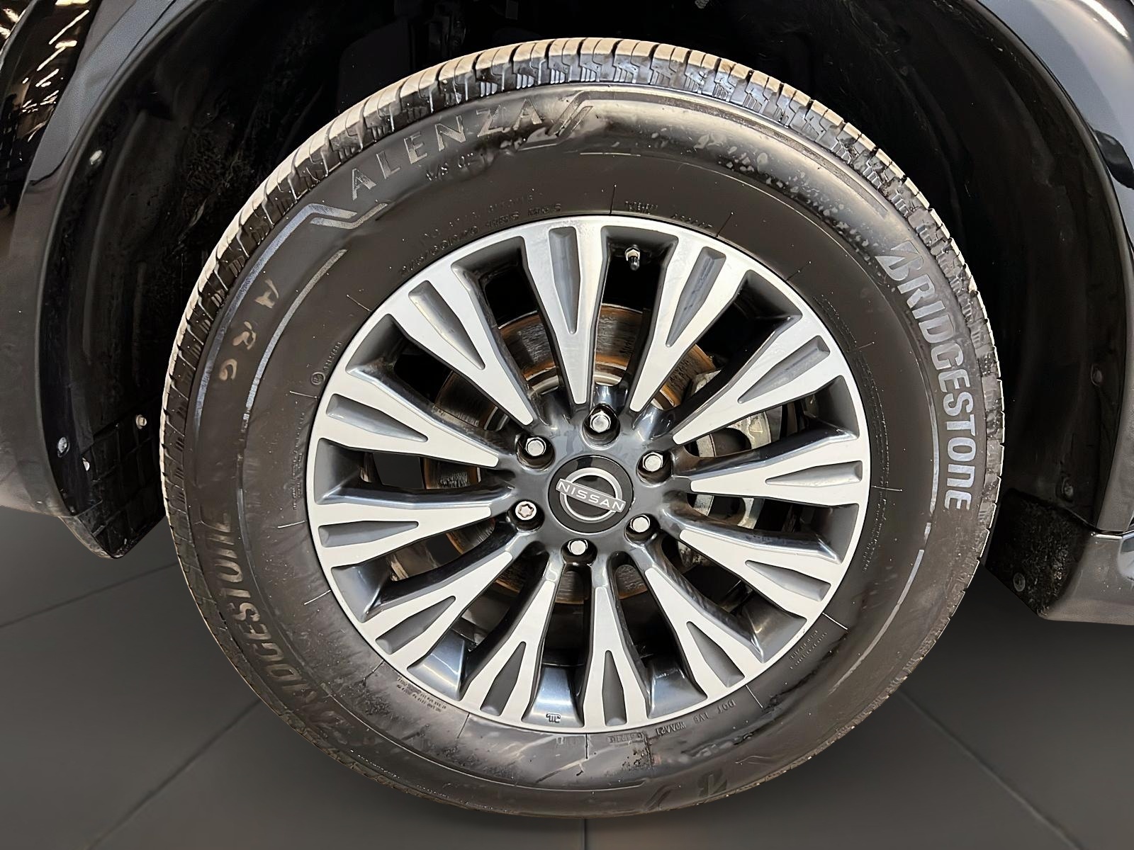 Nissan Armada SL MIDNIGHT CUIR TOIT NAV 4RM 2023 - image #32