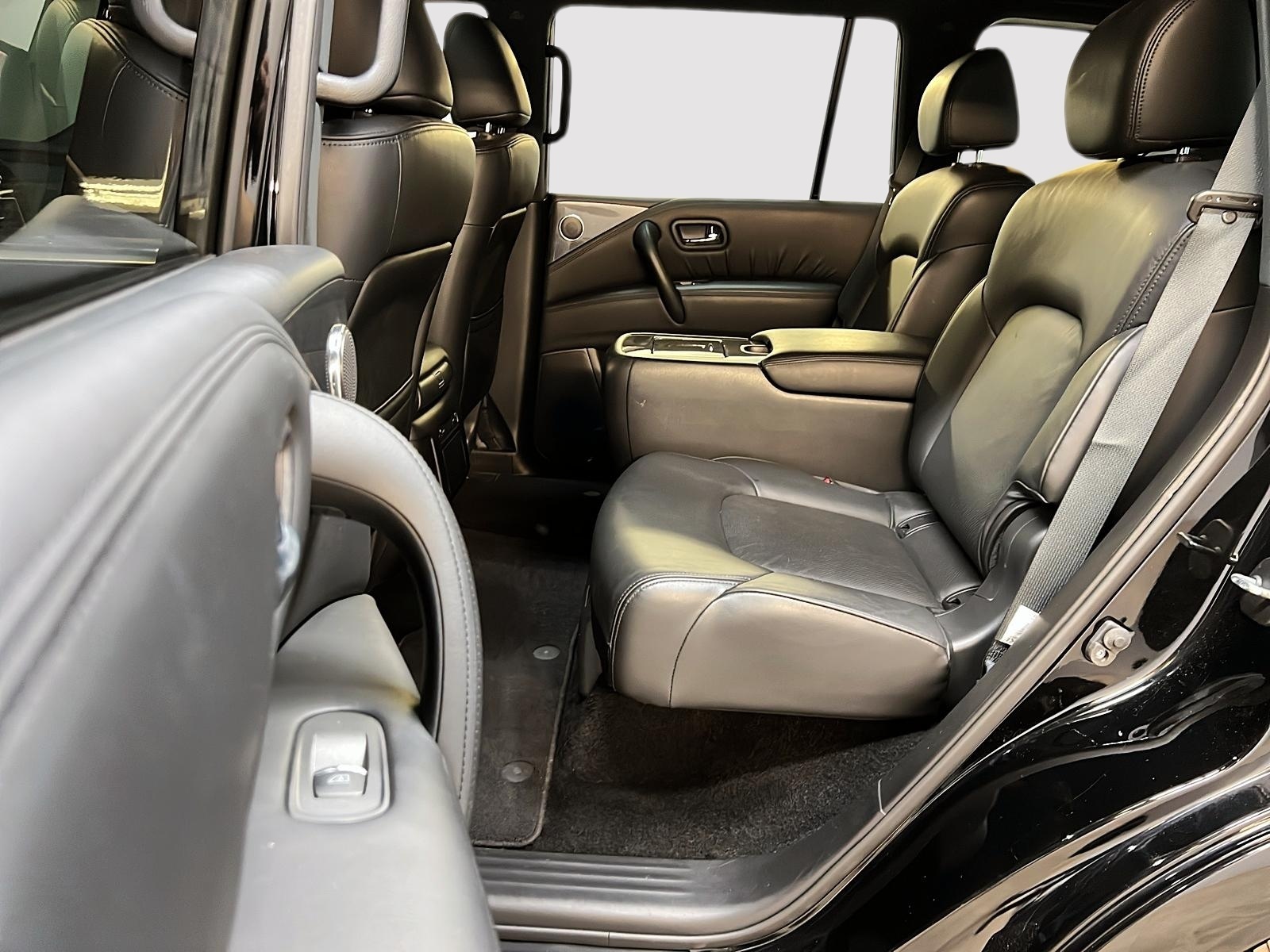 Nissan Armada SL MIDNIGHT CUIR TOIT NAV 4RM 2023 - image #9