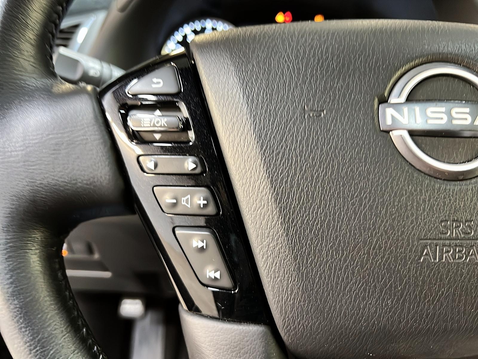 Nissan Armada SL MIDNIGHT CUIR TOIT NAV 4RM 2023 - image #24