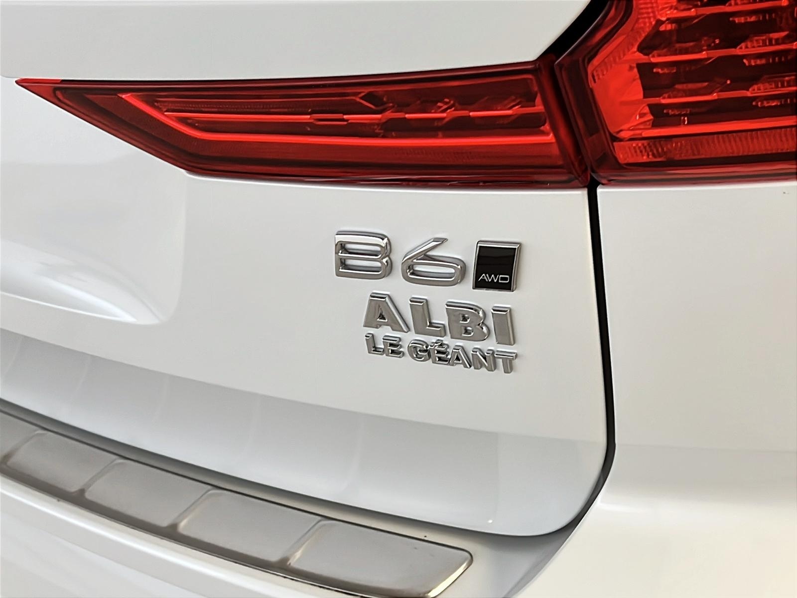 Volvo XC60 2023 - Image #30