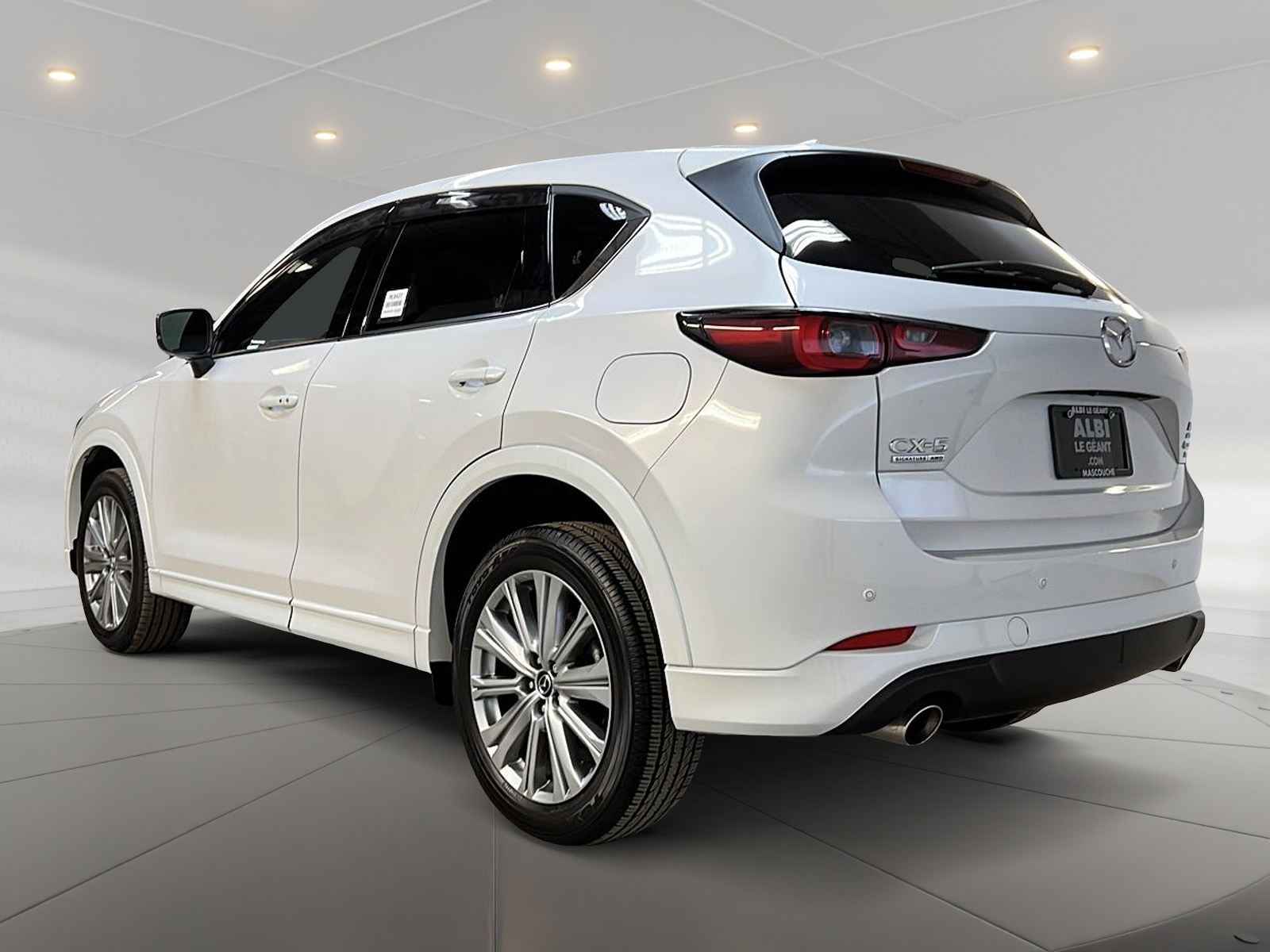 Mazda CX-5 SIGNATURE 2.5T CUIR TOIT NAV 4RM 2023 - image #6