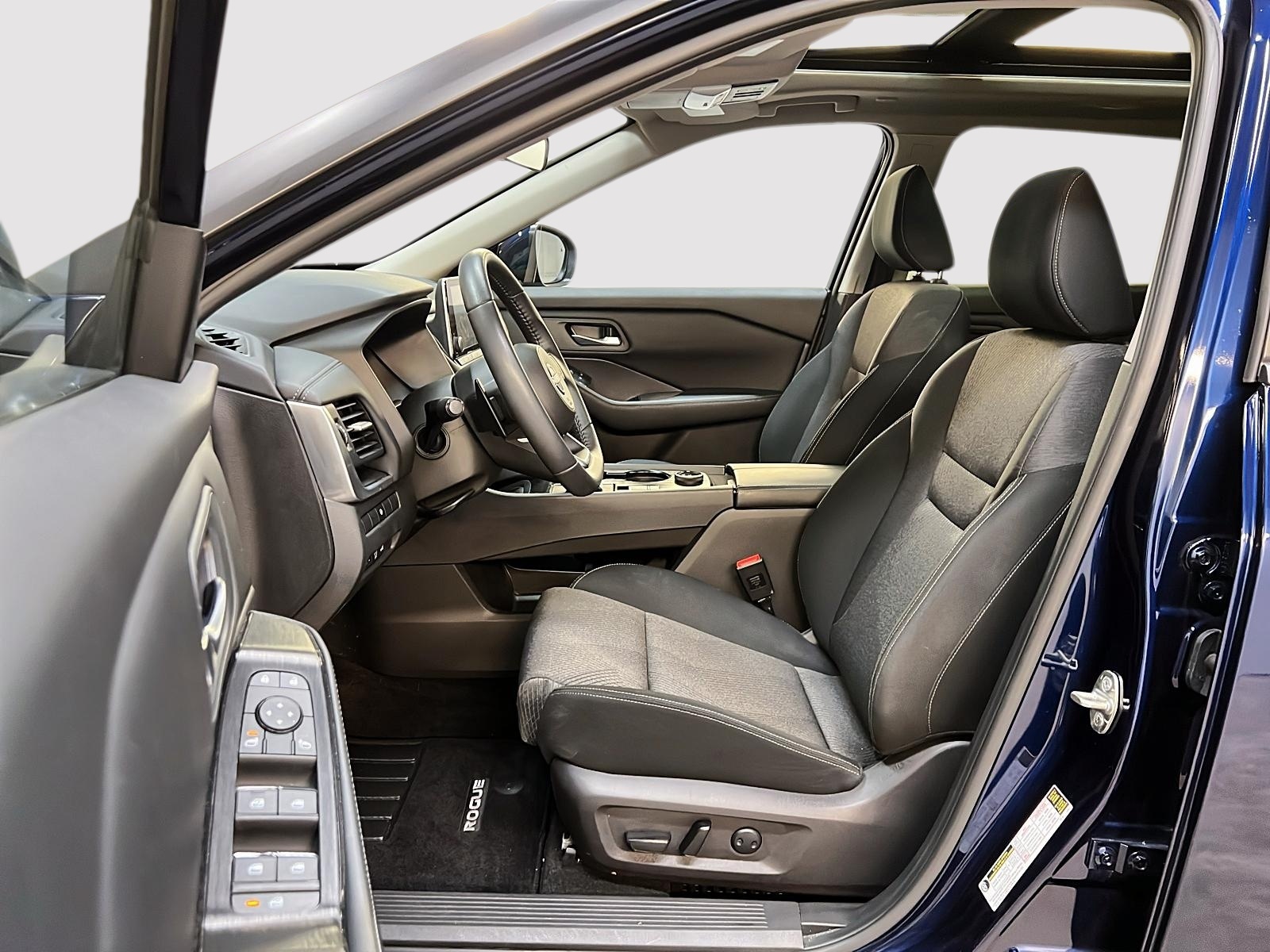 Nissan Rogue SV TOIT PANO 4RM 2024 - image #7