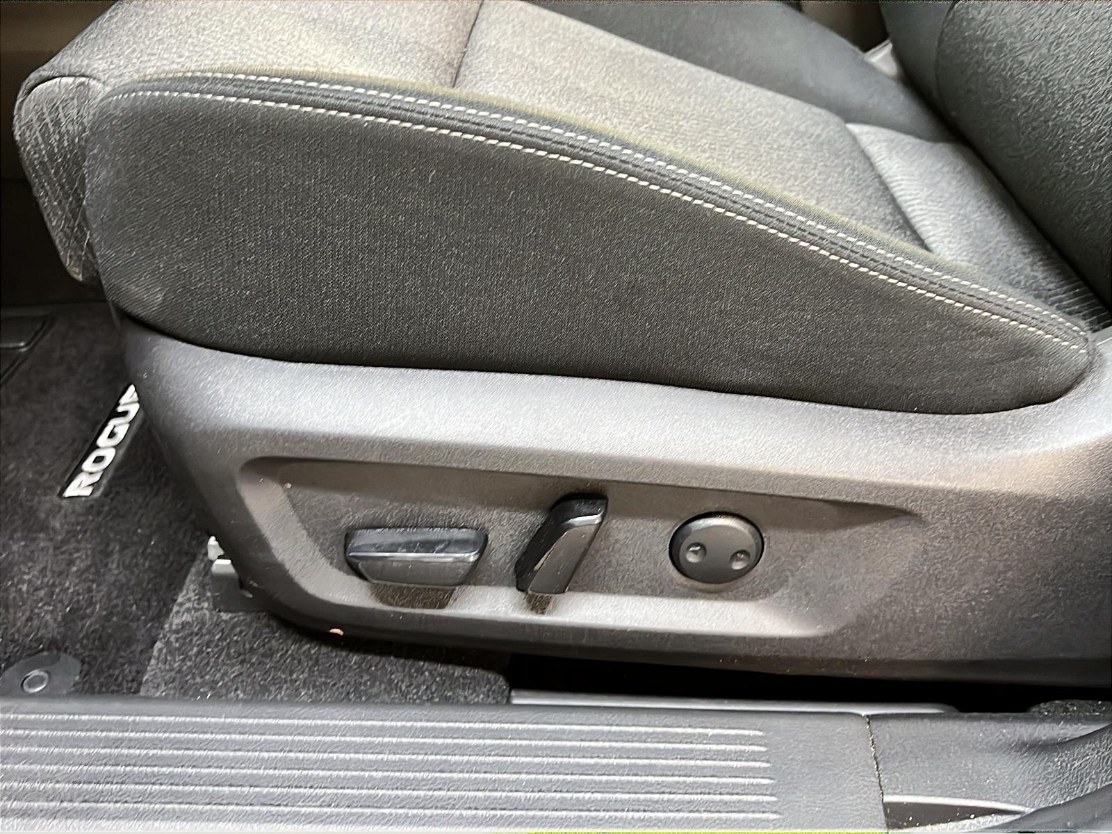 Nissan Rogue SV TOIT PANO 4RM 2024 - image #25