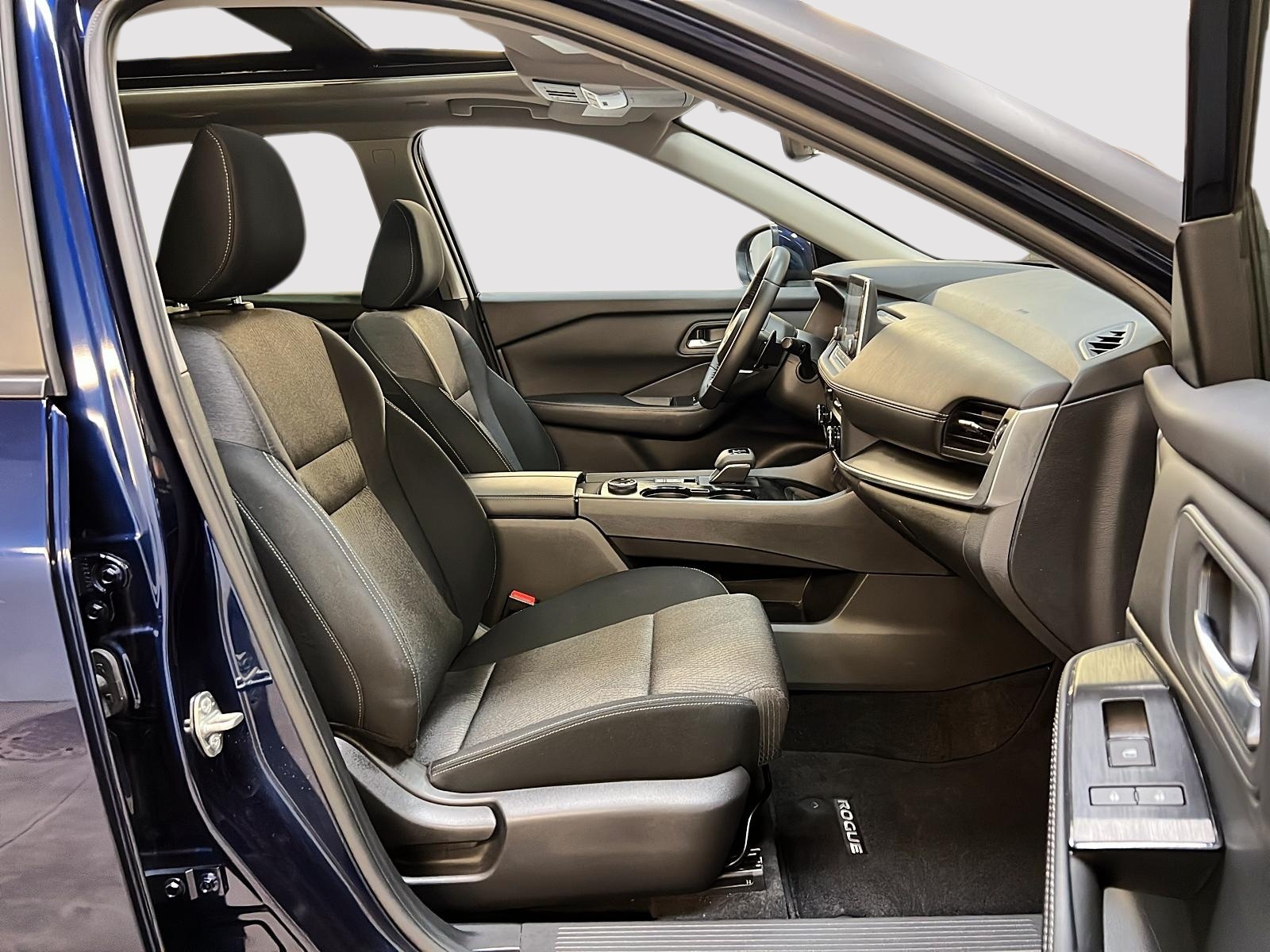 Nissan Rogue SV TOIT PANO 4RM 2024 - image #8