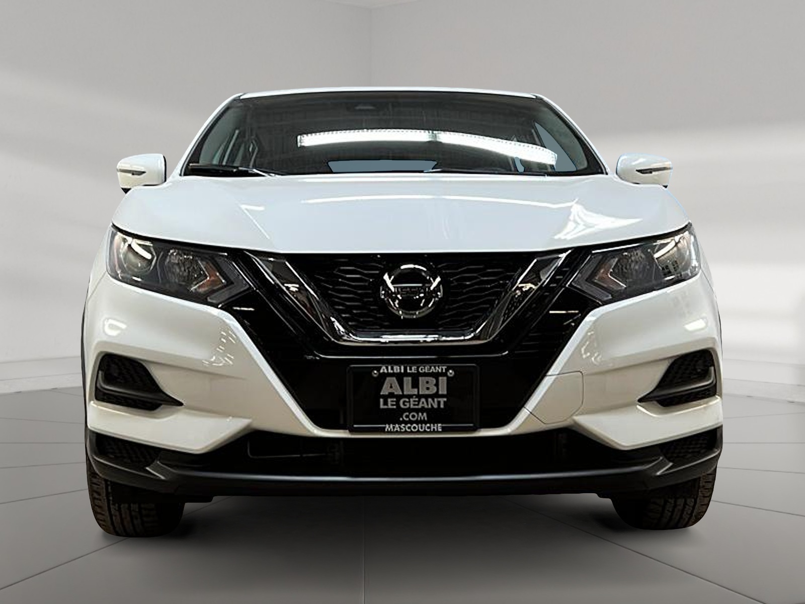 Nissan Qashqai S 4RM 2023 - image #2