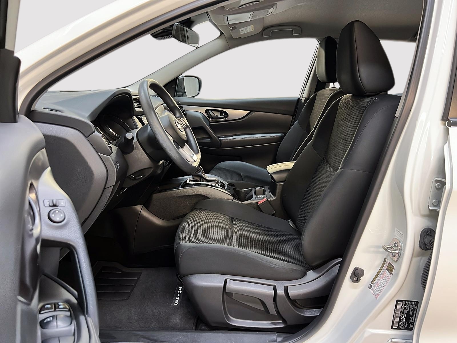 Nissan Qashqai S 4RM 2023 - image #7