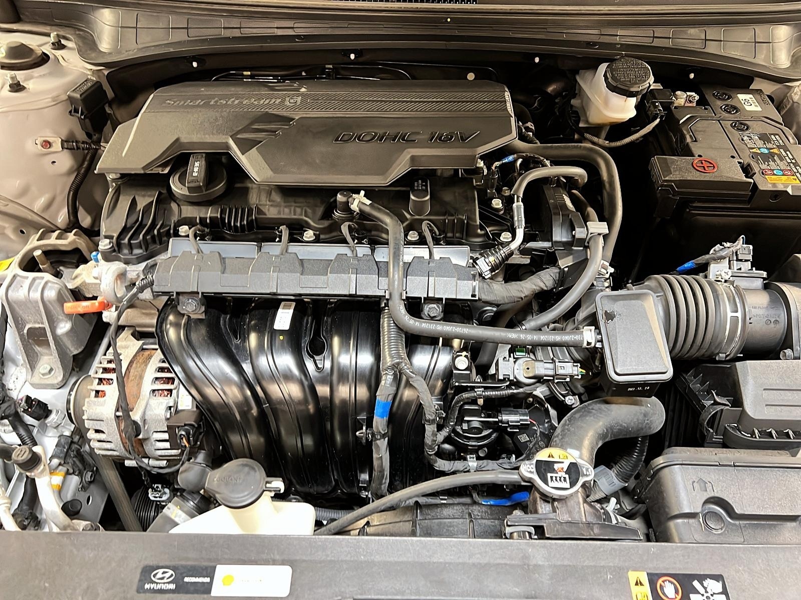 Hyundai Elantra PREFERRED TECH TOIT NAV 2024 - image #12