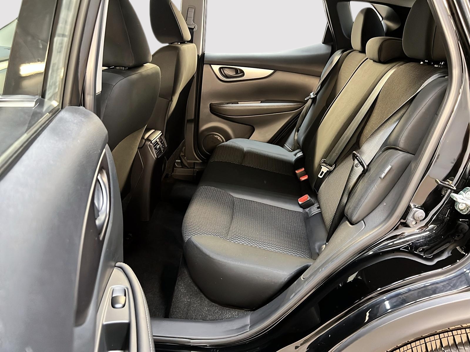 Nissan Qashqai S 4RM 2023 - image #9