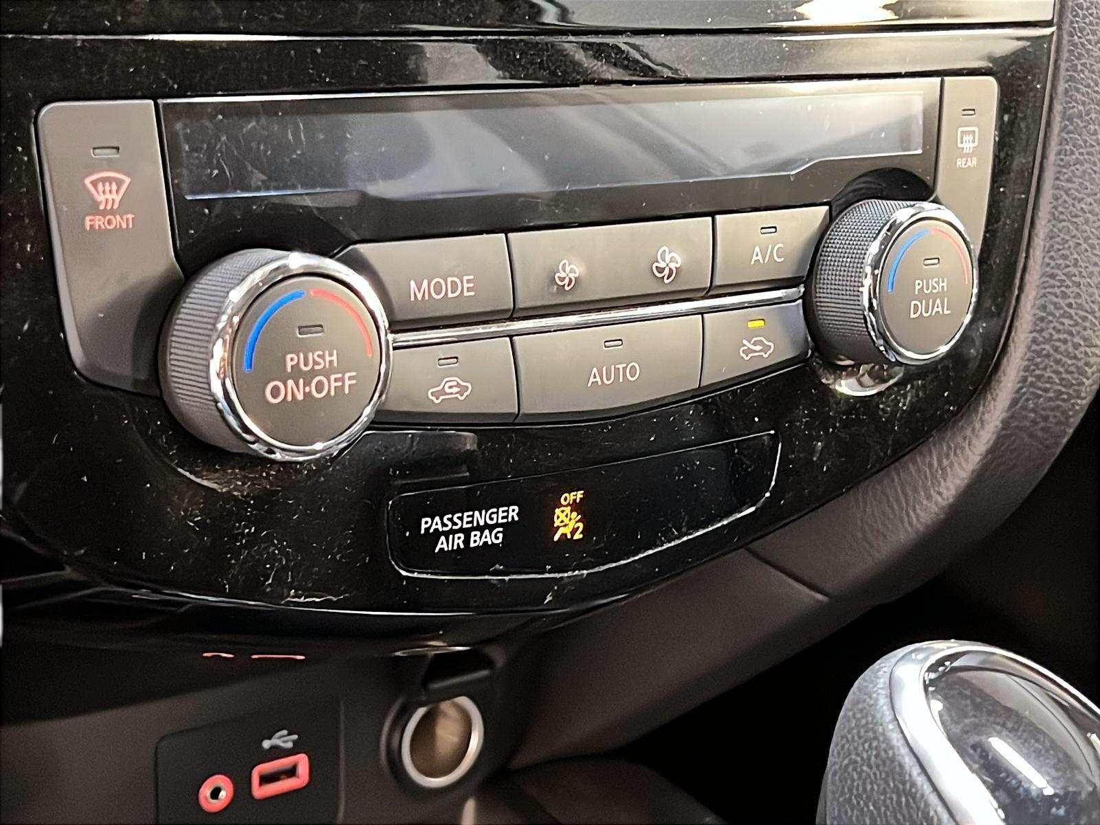 Nissan Qashqai SL CUIR TOIT NAV 4RM 2022 - image #16